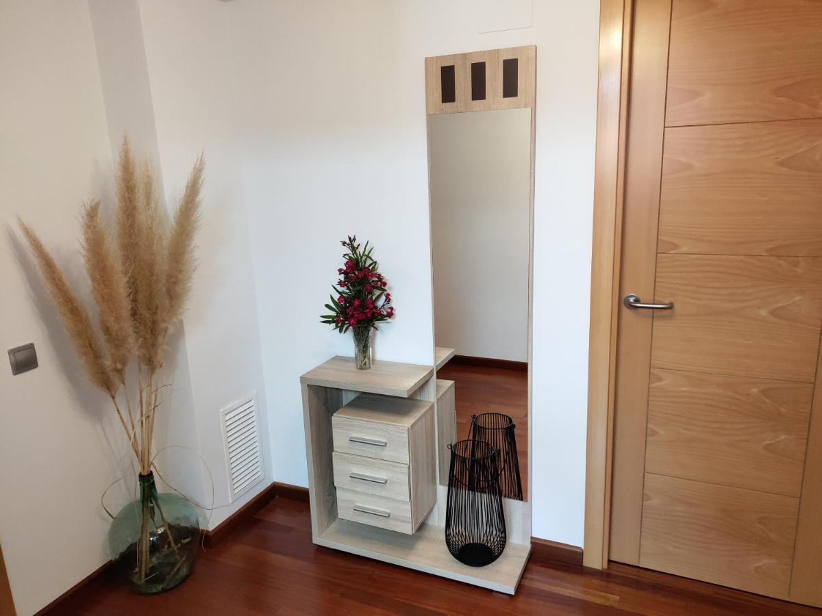 Apartamento Plaza De La Iglesia Deltebre Luaran gambar