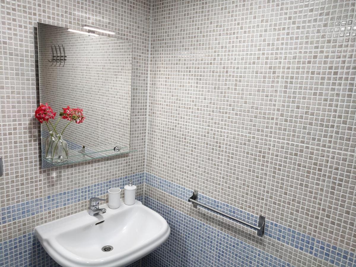 Apartamento Plaza De La Iglesia Deltebre Luaran gambar